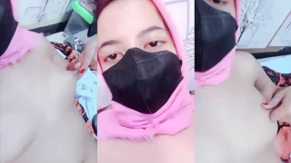 Bokep Indo Jilbab Pink Bugil Pamerin Toket Mungilnya